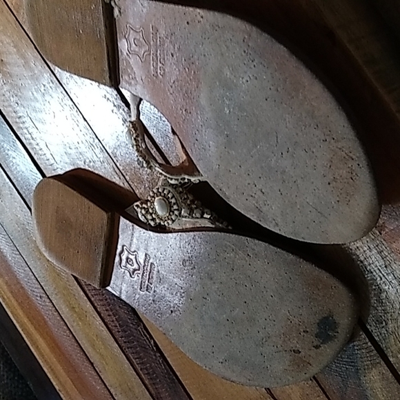 TOMMY BAHAMA BLING SANDLES - Picture 4 of 4